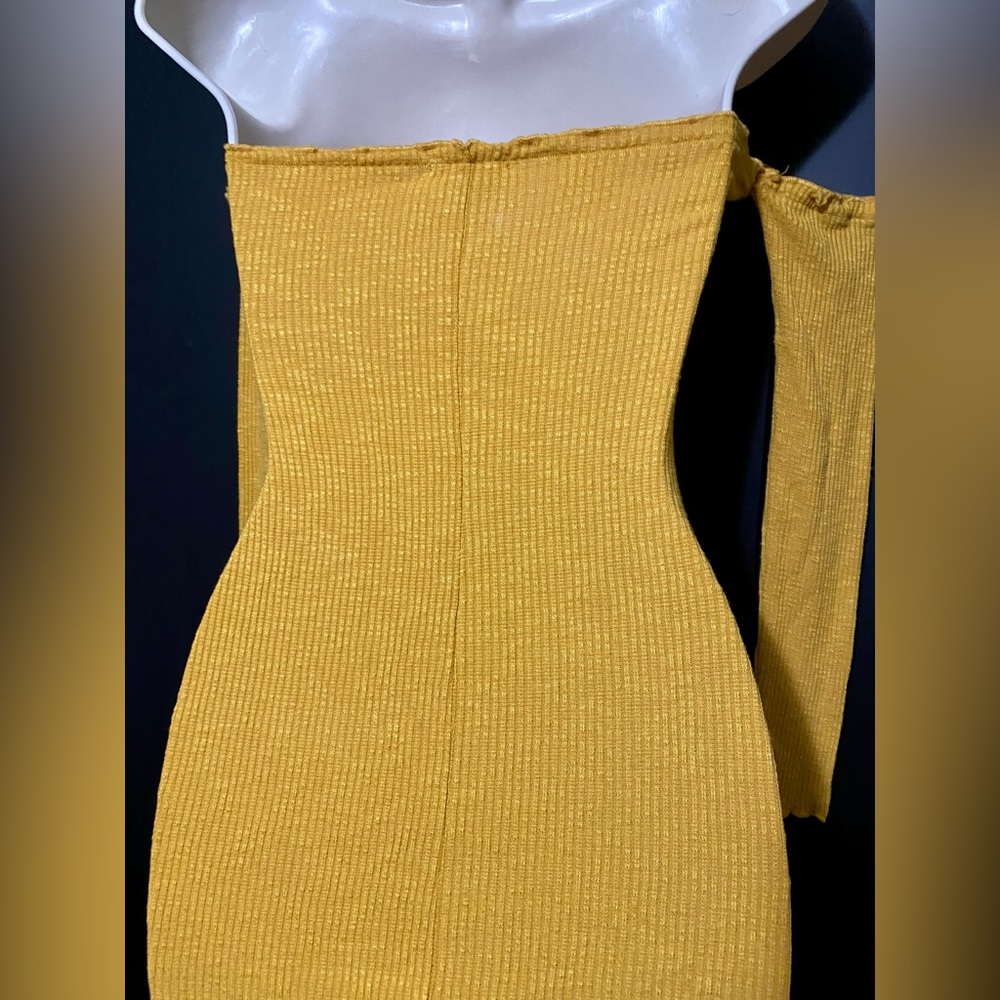 Mustard Off Shoulder Midi Dress Size S - Picture 5 of 5